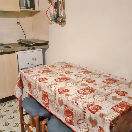 Avec Vue Sur La Montagne A 20 M² Balcon